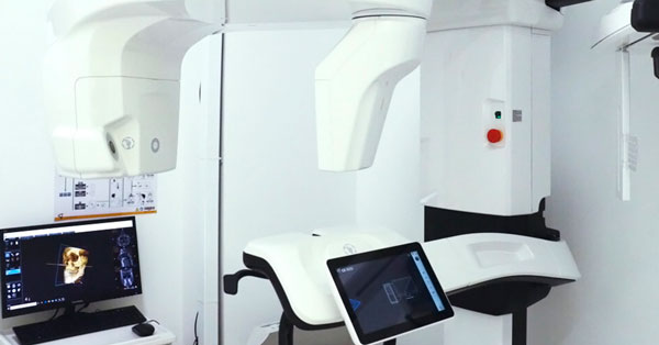 máquina tac dental