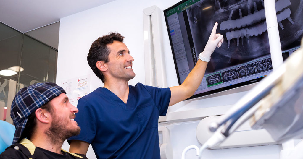 injerto de hueso y membrana dental